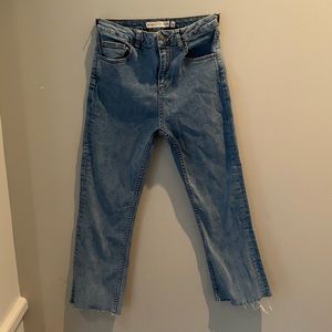 Light blue Subdued jeans!